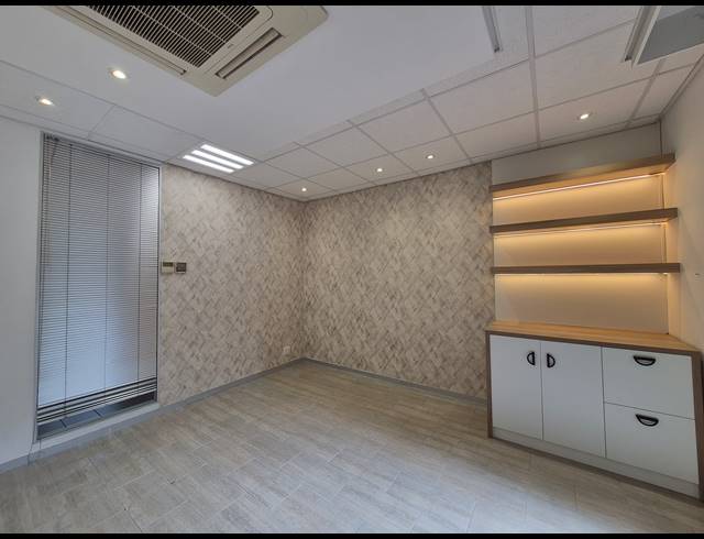 70M² OFFICE TO LET IN ROSEBANK